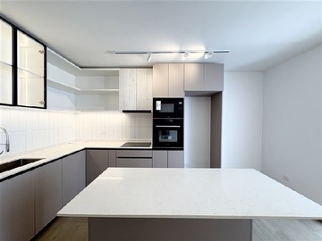 Departamento en venta en Providencia // Condell, Providencia - 3 dormitorios, 3 baños