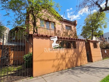 Casa en arriendo mensual en Arriendo Una Estratégica Propiedad Comercial - 3 dormitorios, 2 baños