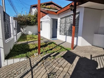 Casa en venta en Amplia Casa en El Llano de Coquimbo (11341), Coquimbo - 4 dormitorios, 2 baños