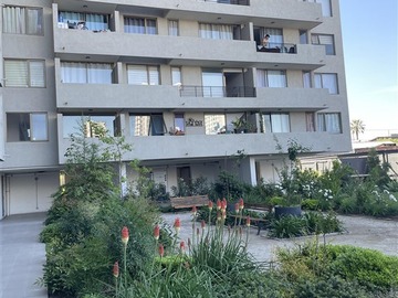 Departamento en venta en Santa Elisa / Metro Lo Ovalle, La Cisterna - 2 dormitorios, 1 baño