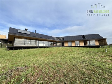 Casa en venta en Bosques de Totoral, Llanquihue - 3 dormitorios, 3 baños