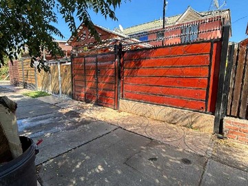 Casa en venta en Moderna Vivienda Cerca de Servicios (156961), Puente Alto - 3 dormitorios, 2 baños