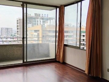 Departamento en venta en Metro santa isabel (76180), Santiago - 3 dormitorios, 2 baños