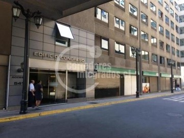 Oficina en venta en Morande / Teatinos, Santiago - 1 dormitorio, 1 baño