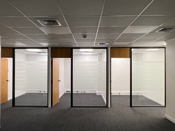 Oficina en arriendo mensual en Huerfanos con San Antonio, Santiago