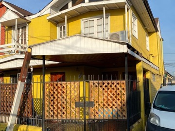 Casa en venta en Pje cormoran con ing.Roberto llona, Maipú - 5 dormitorios, 2 baños