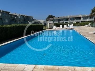 Departamento en venta en Santo Domingo, Santo Domingo - 4 dormitorios, 3 baños