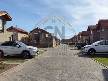 Casa en arriendo mensual en Acogedora casa en condominio (171647), Machalí - 3 dormitorios, 3 baños