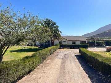 Casa en venta en Vende Parcela con Casa, La Viña en Cabildo (72771), Cabildo - 4 dormitorios, 3 baños