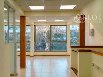 Local Comercial en arriendo mensual en sector poniente, Viña del Mar - 3 dormitorios, 2 baños