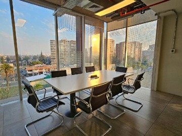 Oficina en venta en Av. Presidente kennedy 7900, Vitacura - 5 dormitorios, 2 baños