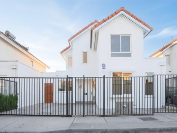 Casa en venta en Juan Budinich, Coquimbo, Coquimbo - 3 dormitorios, 2 baños