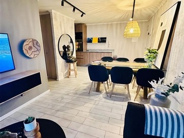 Departamento en venta en Metro Mirado / Froilán Roa, La Florida - 3 dormitorios, 2 baños