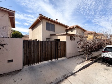Casa en venta en Casa en Venta en la Arboleda, La Serena. - 3 dormitorios, 2 baños