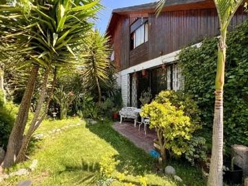 Casa en venta en Oportunidad unica (172336), Vitacura - 4 dormitorios, 3 baños