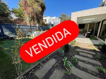 Casa en venta en Carlos Silva Vildosola (66485), La Reina - 4 dormitorios, 4 baños