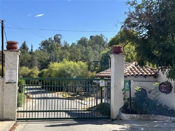 Casa en venta en Cercano a Club de Campo Español, Quilpué - 6 dormitorios, 5 baños