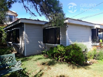 Casa en venta en Calle 2, Concón - 4 dormitorios, 3 baños