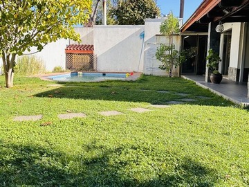 Local Comercial en venta en Calle Flores Millán, Chillán - 4 dormitorios, 4 baños