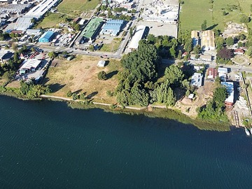 Local Comercial en venta en Cercano a la calle isabel rodas, Valdivia - 1 dormitorio, 1 baño