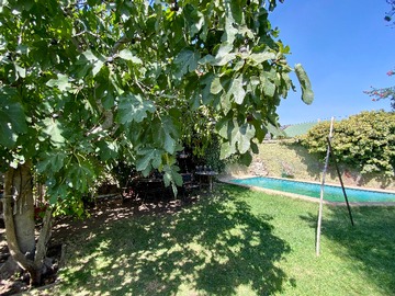 Casa en venta en Casa 400m2 terreno, Metro el Parrón. (63162), La Cisterna - 4 dormitorios, 3 baños