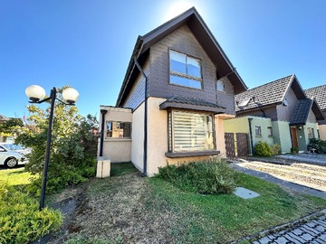 Casa en venta en Av. Tierras Coloradas, Concepción, Bío Bío, Concepción - 3 dormitorios, 3 baños