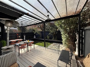 Local Comercial en arriendo mensual en Metro Monseñor Eyzaguirre, Providencia - 4 baños