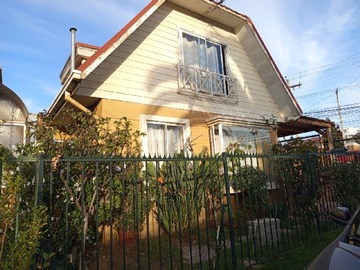 Casa en venta en Los Molinos, Villa Alemana - 3 dormitorios, 2 baños