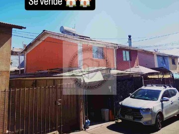 Casa en venta en Los Damascos, Villa Alemana - 2 dormitorios, 1 baño