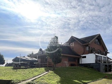 Casa en venta en Osorno / Condominio Pilauco, Osorno - 5 dormitorios, 5 baños