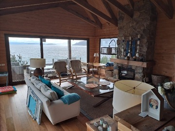 Casa en venta en Futrono, Los Ríos, 5180000, Chile, Lago Ranco - 6 dormitorios, 7 baños