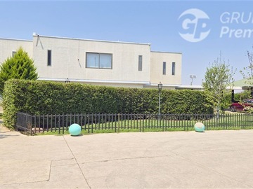 Casa en venta en Fundo San Francisco de Los Andes, Colina - 7 dormitorios, 4 baños