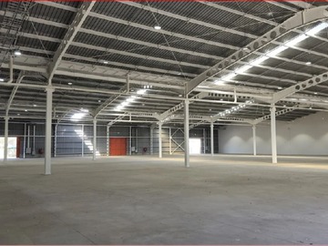 Bodega en arriendo mensual en Arriendo Bodegas 1.121 M2 UF 146 San Bernardo