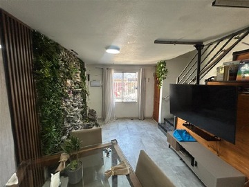 Casa en venta en Avda. Ejercito Libertador / Bahia Fitz Roy, Puente Alto - 5 dormitorios, 3 baños