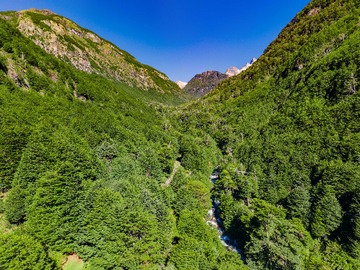 Terreno en venta en Terreno de 9 hectáreas con orilla de río (134040), Coyhaique