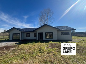 Casa en venta en S-65, Villarrica, Araucanía, Villarrica - 3 dormitorios, 2 baños