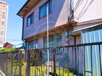Casa en venta en Casa amplio terreno Gral. Novoa, Concepción (174654), Concepción - 5 dormitorios, 2 baños