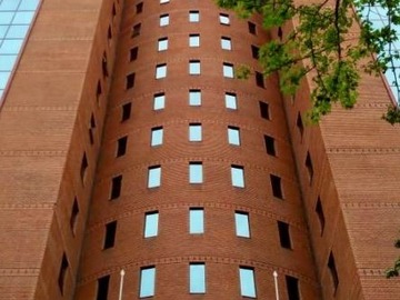 Oficina en arriendo mensual en Edificio Hendaya / Metro Alcántara, Las Condes