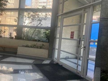 Departamento en venta en Amplio depto 2d 2b en pleno corazón urbano (139278), Santiago - 2 dormitorios, 2 baños