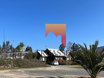 Casa en venta en Lagunillas, Casablanca - 6 dormitorios, 4 baños