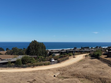 Terreno en venta en Amplio Sitio con Excelente Conectividad (164010), Pichilemu