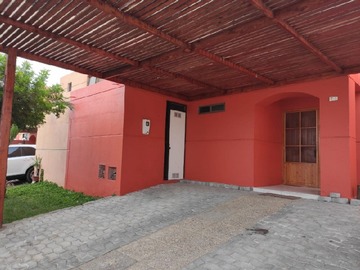 Casa en arriendo mensual en Cerro Moreno 10500, Antofagasta - 5 dormitorios, 3 baños