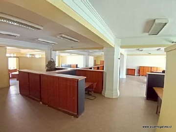Oficina en arriendo mensual en Oficina Corporativa Centro Santiago (177973), Santiago - 15 dormitorios, 4 baños