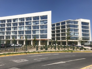 Oficina en arriendo mensual en A pasos de supermercado jumbo y de easy, Colina - 1 dormitorio, 1 baño