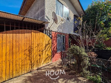 Casa en arriendo mensual en Pasaje uno, La Granja - 6 dormitorios, 2 baños