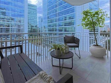 Departamento en venta en Enrique foster, Las Condes - 2 dormitorios, 2 baños