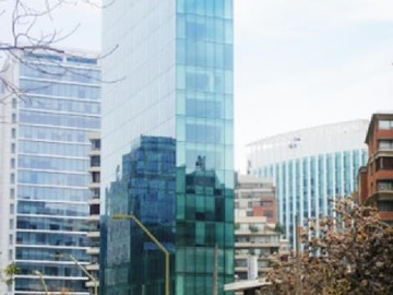 Oficina en arriendo mensual en Estación metro Alcantara, Las Condes - 2 dormitorios, 3 baños