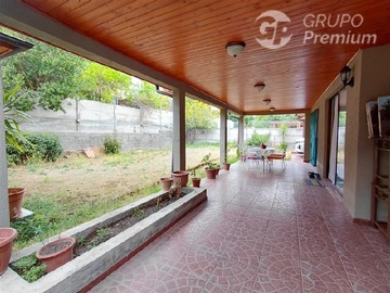 Casa en venta en Ciudad de los Valles, Pudahuel - 4 dormitorios, 3 baños