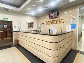 Oficina en venta en Arlegui / Traslaviña, Centro De Viña Del Mar, Viña Del Mar (D)", Viña del Mar - 10 dormitorios, 4 baños