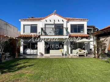 Casa en venta en Se Vende Casa en Condominio Mantagua con Vista Al Mar y Dunas - 4 dormitorios, 4 baños